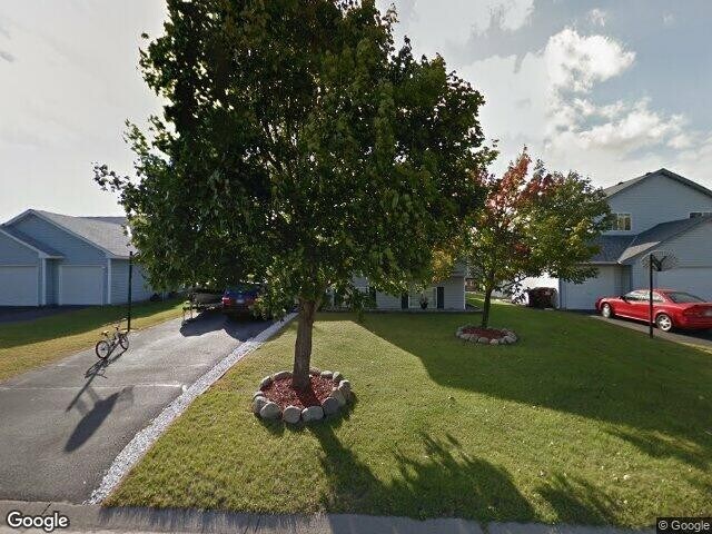 9712 Hames Ct S in Cottage Grove, MN - Building Photo