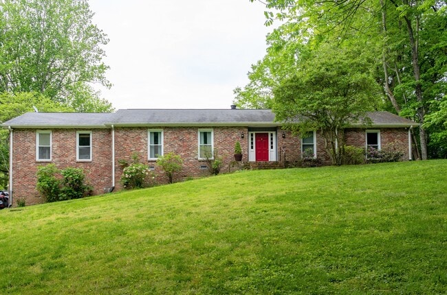 property at 1105 Chelsey Ct
