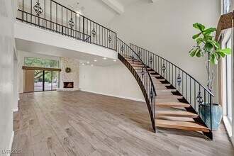 3328 Plaza Del Paz in Las Vegas, NV - Building Photo - Building Photo