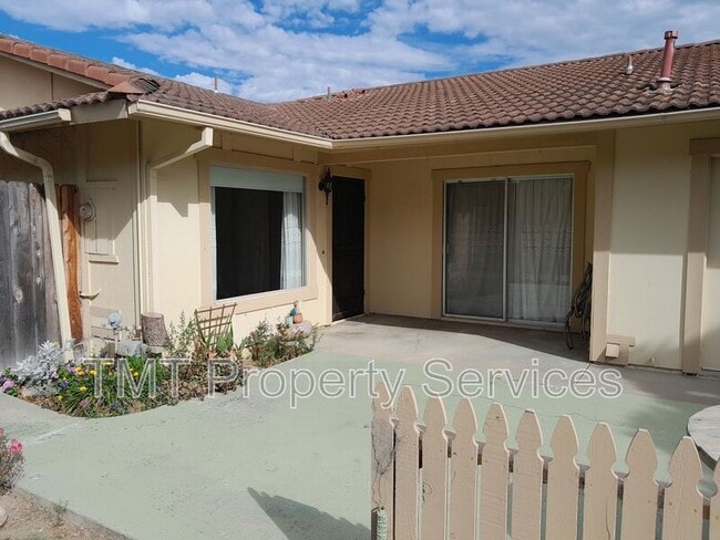 805 N L St in Lompoc, CA - Building Photo - Building Photo