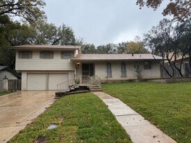 5706 Gomer Pyle Dr in San Antonio, TX - Building Photo
