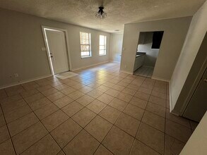 1863 Nekoma Ct, Unit A in Tallahassee, FL - Building Photo - Building Photo