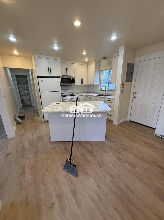 318 E Oakland Ave in Salt Lake City, UT - Foto de edificio - Building Photo