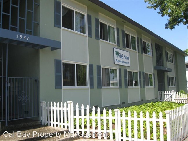 1941 California St in Mountain View, CA - Building Photo - Building Photo
