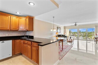 400 N Federal Hwy in Deerfield Beach, FL - Building Photo - Building Photo