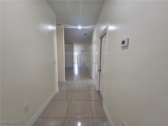 4604 15th St SW in Lehigh Acres, FL - Building Photo - Building Photo