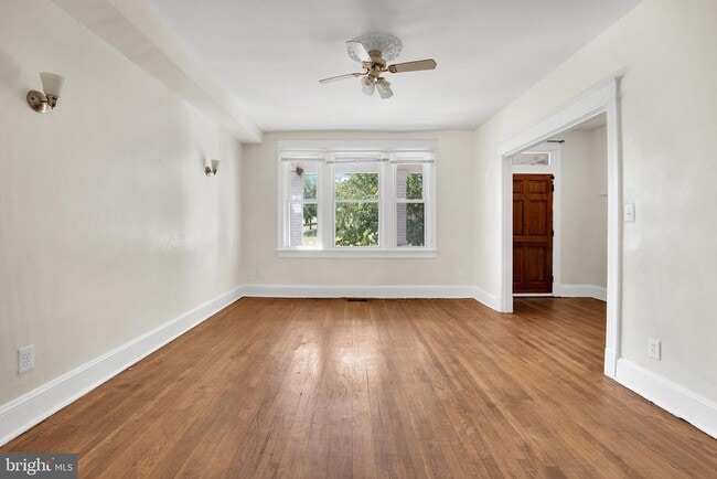 5731 9th St NW in Washington, DC - Foto de edificio - Building Photo
