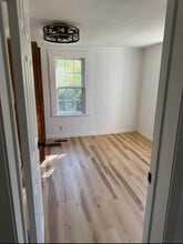 1712 W Brushy Valley Dr in Powell, TN - Foto de edificio - Building Photo