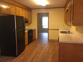 60 Frances Kinlock Cir in Sumter, SC - Building Photo - Building Photo