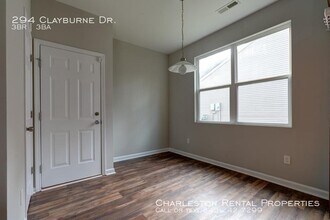 294 Clayburne Dr in Goose Creek, SC - Building Photo - Building Photo