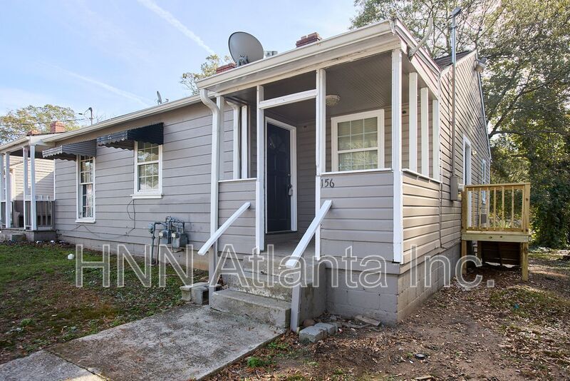 156 Hedges St SE in Marietta, GA - Foto de edificio