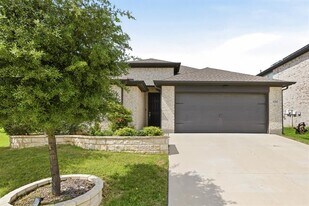 6204 Thunderwing Dr in Fort Worth, TX - Building Photo