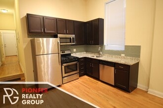 4053 N Leavitt St in Chicago, IL - Building Photo - Building Photo