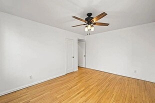 302 96th St in Brooklyn, NY - Building Photo