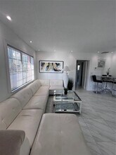 601 SE 5th Ct in Fort Lauderdale, FL - Building Photo - Building Photo