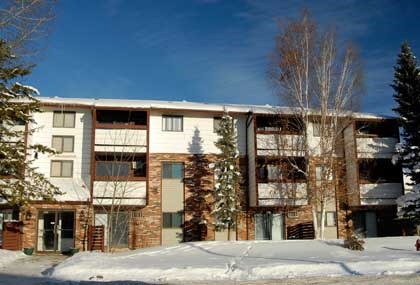 Skyview Apartments in Wood Buffalo, AB - Building Photo