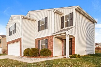 2069 Prairie Sky Ln in Greenwood, IN - Building Photo - Building Photo