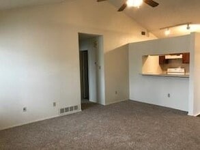 1342 Baylor Dr in Abilene, TX - Foto de edificio - Building Photo