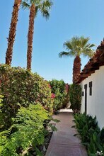 52225 Avenida Obregon in La Quinta, CA - Building Photo - Building Photo