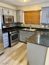 4998 Tioga Pass Ave in Las Vegas, NV - Building Photo - Building Photo