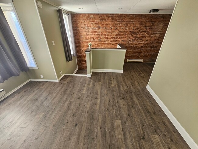 527 West St, Unit 527B