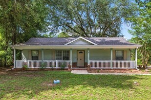 4 Swift Pass in Crawfordville, FL - Building Photo