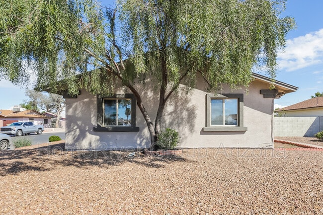 property at 5352 W Banff Ln.