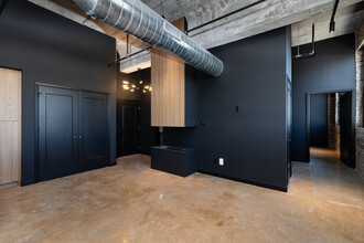 Tate Apartments in St. Louis, MO - Foto de edificio - Interior Photo