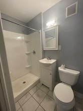 726 Soundview Ave-Unit -1st Floor in Bronx, NY - Building Photo - Building Photo