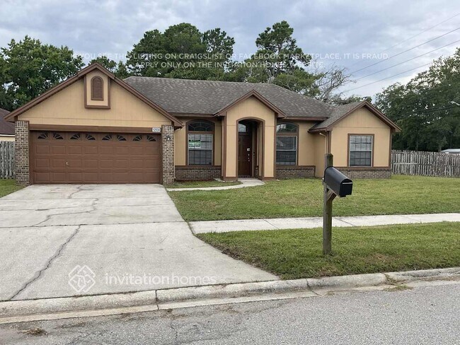 property at 12934 Staffordshire Dr S