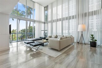 6899 Collins Ave, Unit 202 in Miami Beach, FL - Building Photo - Building Photo