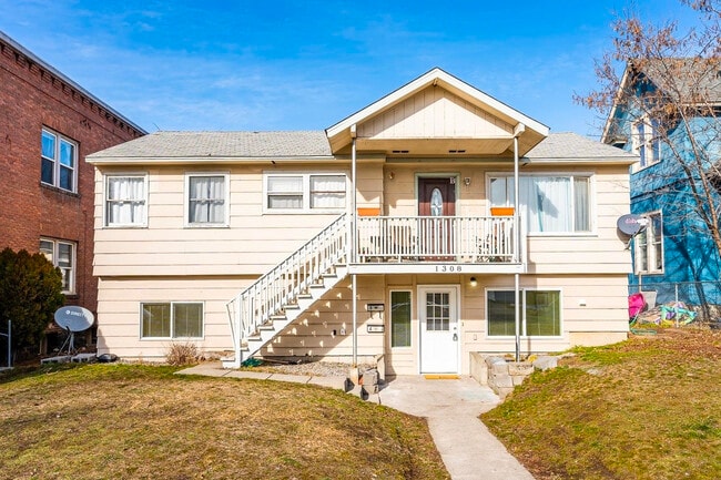 property at 1308 W Maxwell Ave