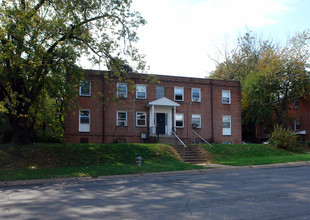 8512 Glenview Ave in Takoma Park, MD - Foto de edificio - Building Photo