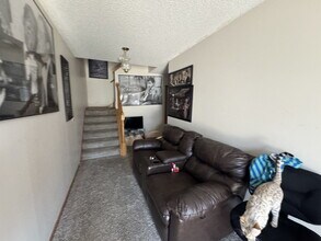 577 Woodduck Dr in Woodbury, MN - Foto de edificio - Building Photo