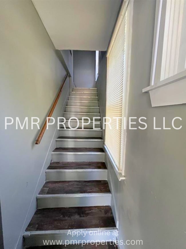 324 Lincoln Ave in Council Bluffs, IA - Building Photo - Building Photo
