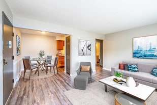 Jackman Grove in Toledo, OH - Building Photo