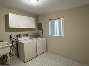 300 NE 31st St in Boca Raton, FL - Building Photo - Building Photo
