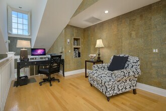 981 Longboat Club Rd in Longboat Key, FL - Building Photo - Building Photo