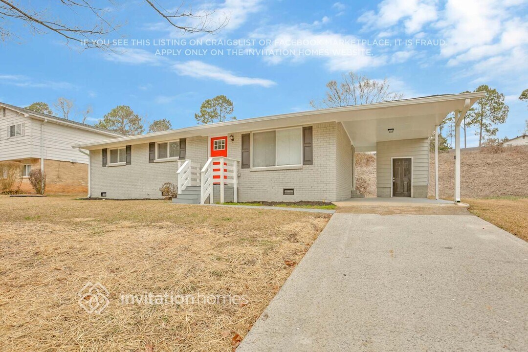 3767 Hogan Rd SW in Atlanta, GA - Foto de edificio