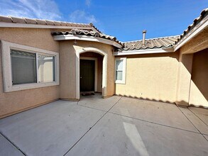 5729 Bullhead St in North Las Vegas, NV - Building Photo - Building Photo