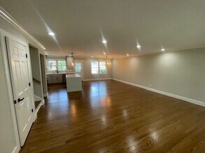 556 Jefferson St in Hinsdale, IL - Building Photo - Building Photo