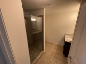 41 Academy St-Unit -b2 in Amsterdam, NY - Building Photo - Building Photo