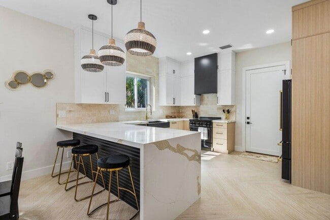 property at 1920 Spanish Trail