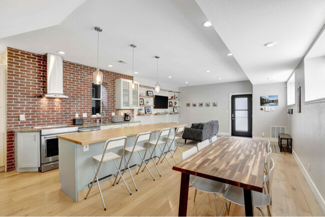 2520 Lafayette St in Denver, CO - Building Photo - Building Photo