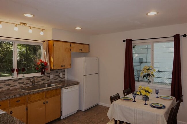 5308 Peppertree Pkwy