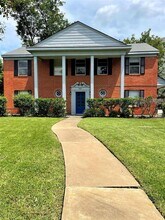 2027 Sheridan St in Houston, TX - Foto de edificio - Building Photo