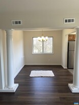 1612 Monticello Ave in Charlottesville, VA - Building Photo