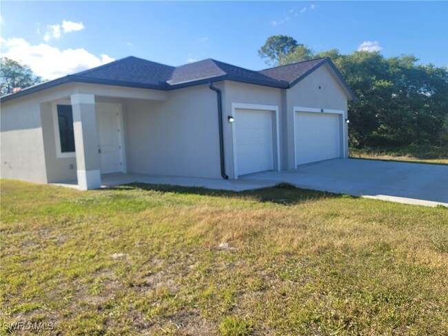 property at 5002 Gramercy Rd