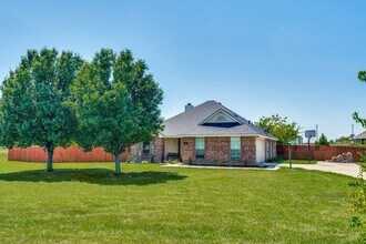 274 Heather Ln in Decatur, TX - Building Photo - Building Photo
