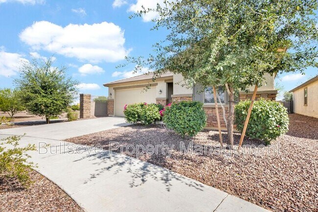 17345 W Spur Dr in Surprise, AZ - Building Photo - Building Photo